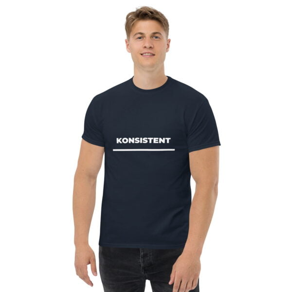 Konsistent Inkonsistent | Vorder- und Rückseitendruck | Klassisches Herren-T-Shirt – Bild 17